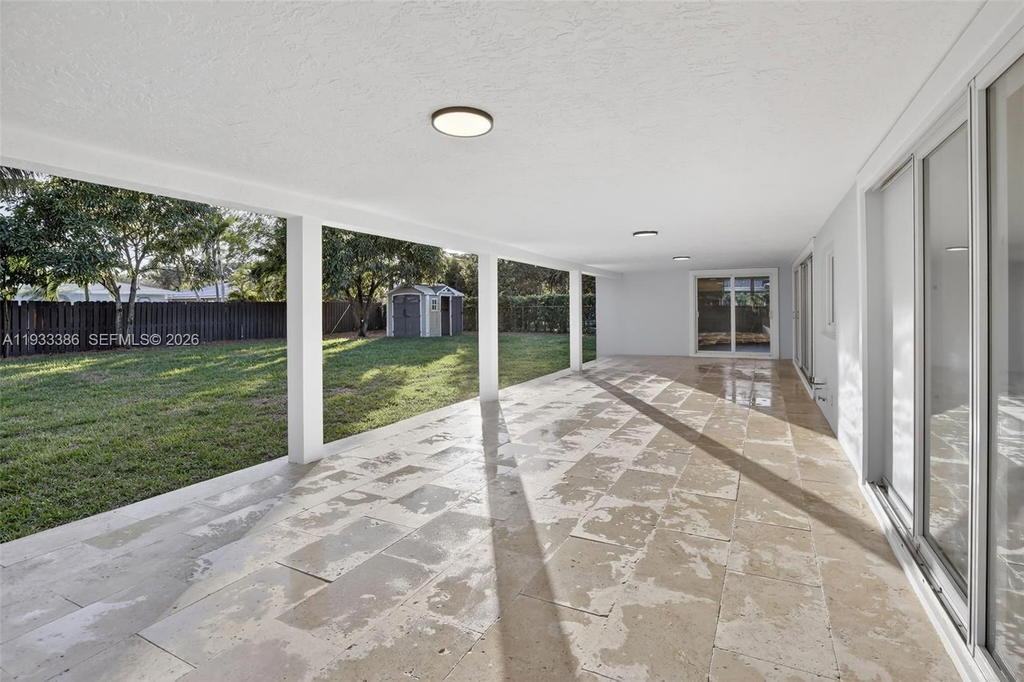 Real estate property located at 6800 7th St, Broward, Plantation Gardens Sec 5, Plantation, FL