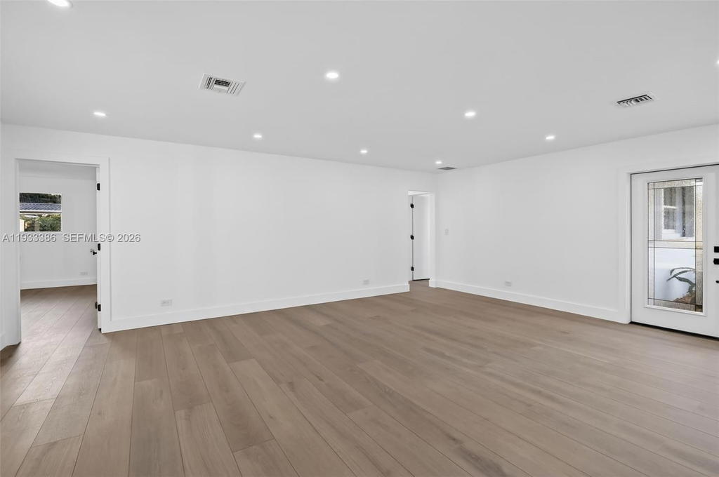 Real estate property located at 6800 7th St, Broward, Plantation Gardens Sec 5, Plantation, FL