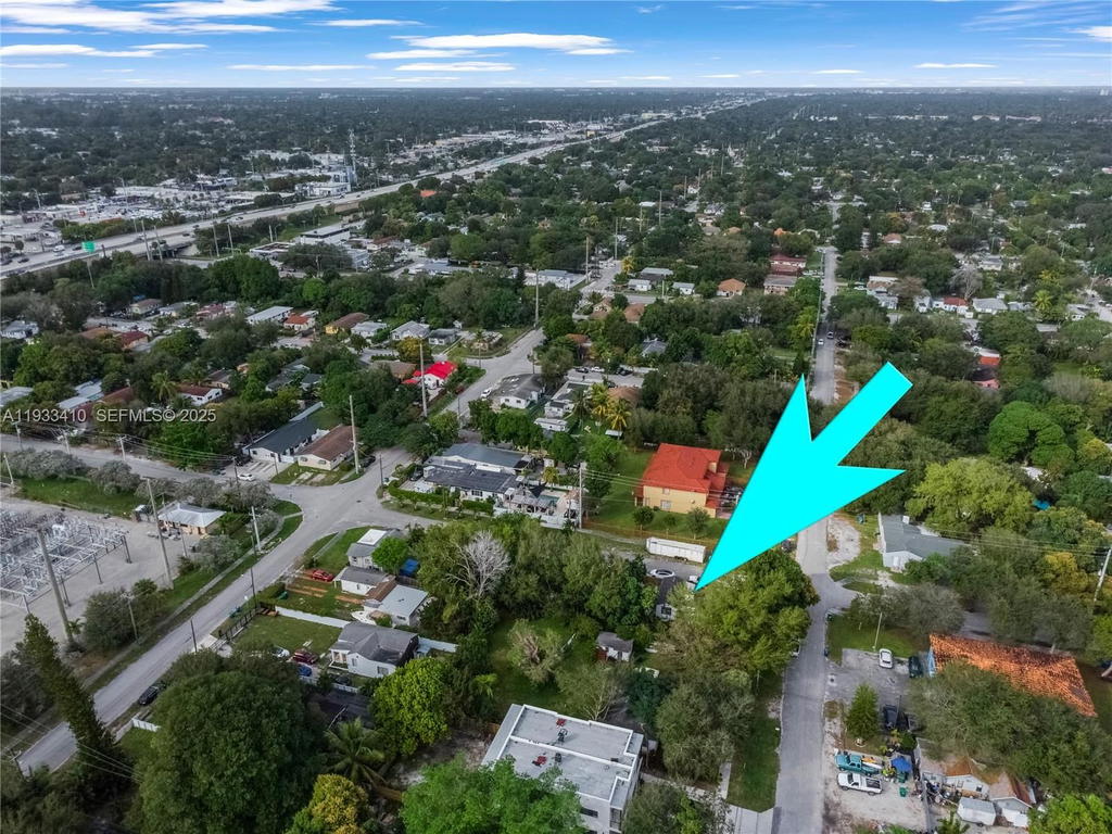 Real estate property located at 9210 4th Ave, Miami-dade, Pinewood Park Pl Amd 2nd, Miami, FL