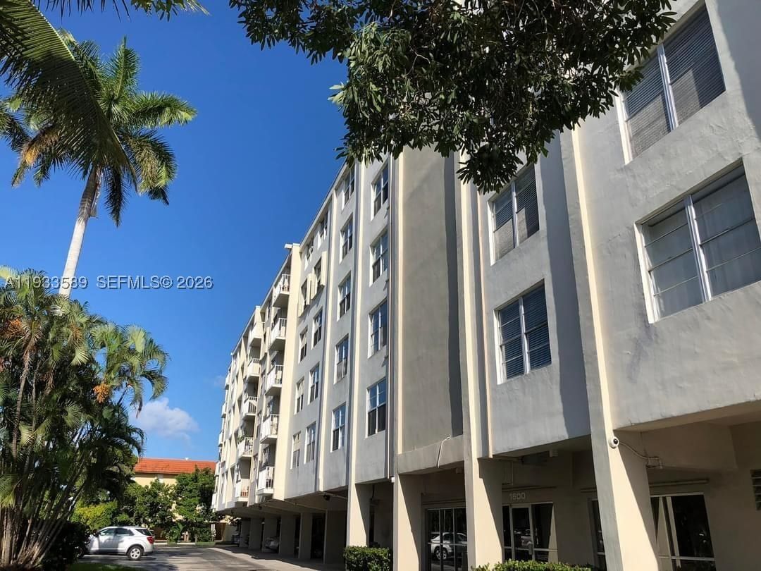 Real estate property located at 1600 15th St #607, Broward, Plaza 15 Condo, Fort Lauderdale, FL