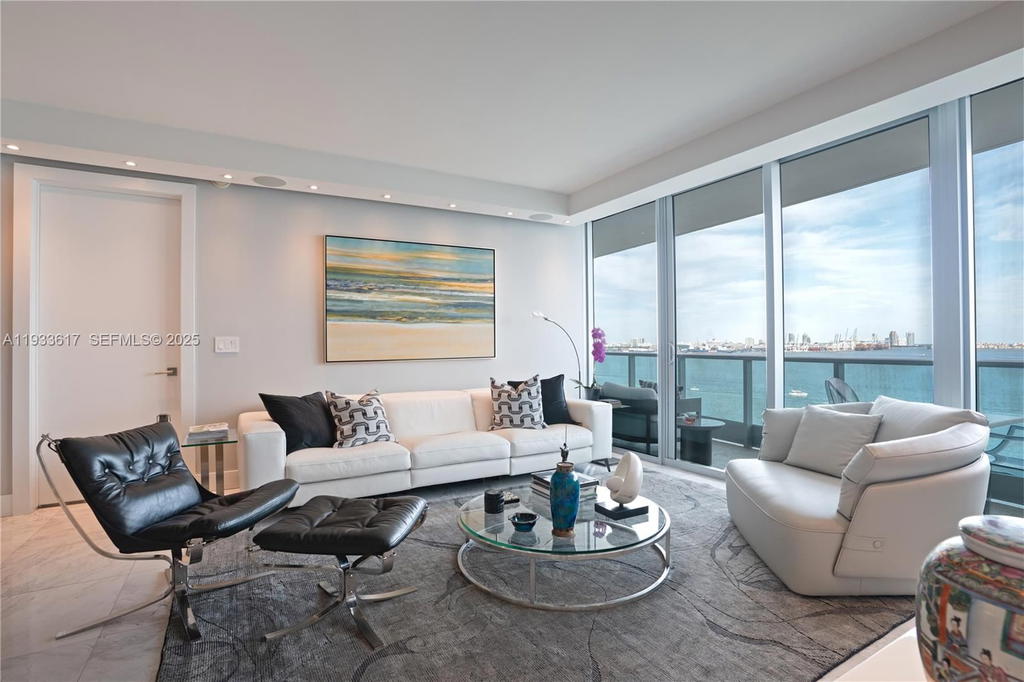 Real estate property located at 1331 Brickell Bay Dr #1609, Miami-dade, Jade At Brickell Bay Drive, Miami, FL