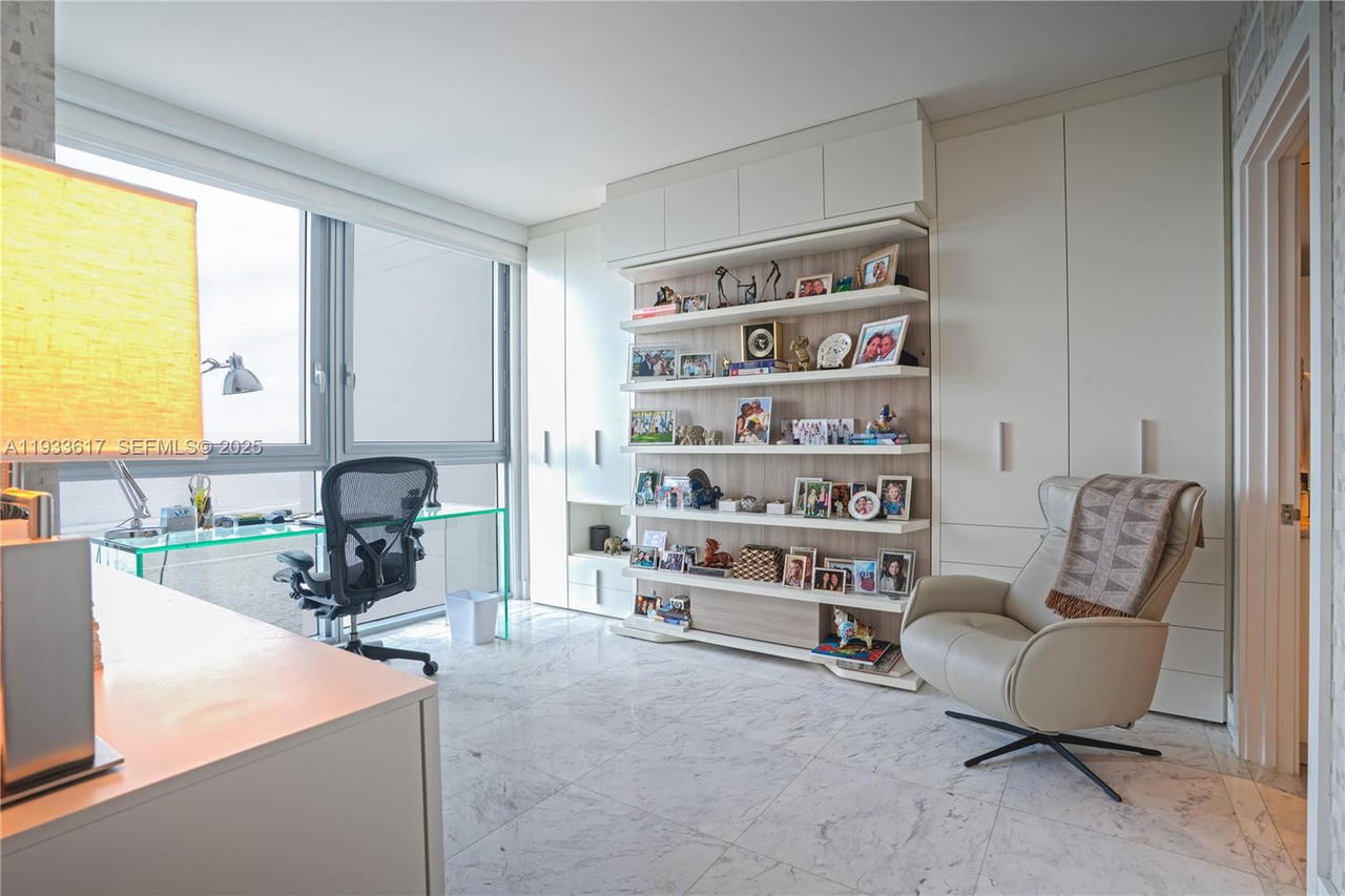 Real estate property located at 1331 Brickell Bay Dr #1609, Miami-dade, Jade At Brickell Bay Drive, Miami, FL