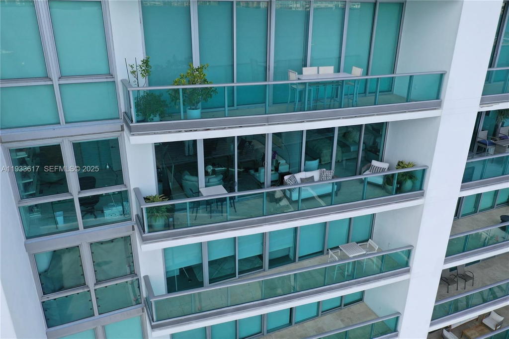 Real estate property located at 1331 Brickell Bay Dr #1609, Miami-dade, Jade At Brickell Bay Drive, Miami, FL