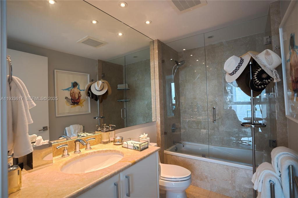 Real estate property located at 1331 Brickell Bay Dr #1609, Miami-dade, Jade At Brickell Bay Drive, Miami, FL