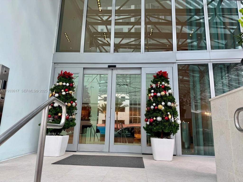 Real estate property located at 1331 Brickell Bay Dr #1609, Miami-dade, Jade At Brickell Bay Drive, Miami, FL