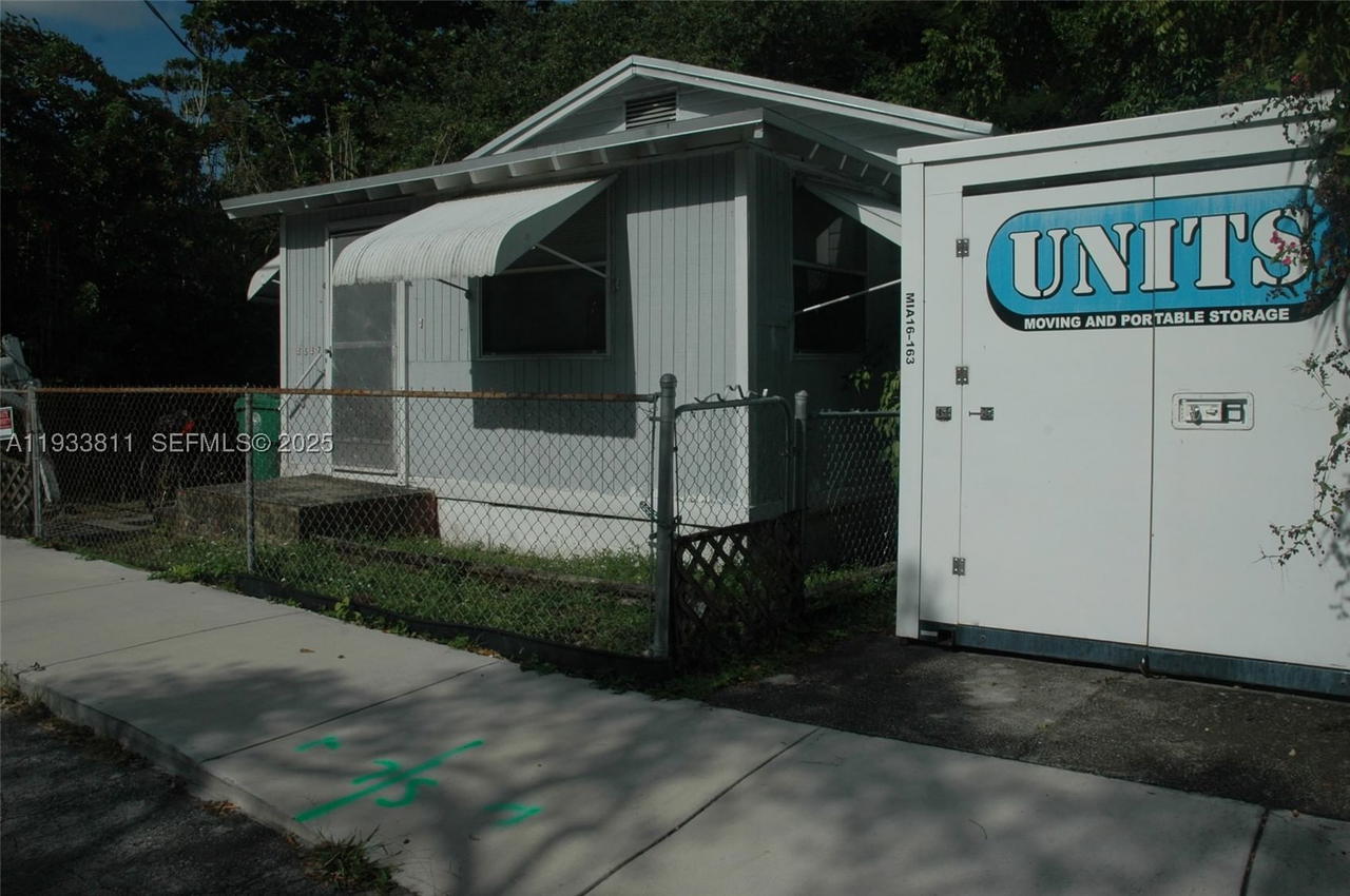 Real estate property located at 3537 Charles Ave, Miami-dade, Frow Homestead, Miami, FL