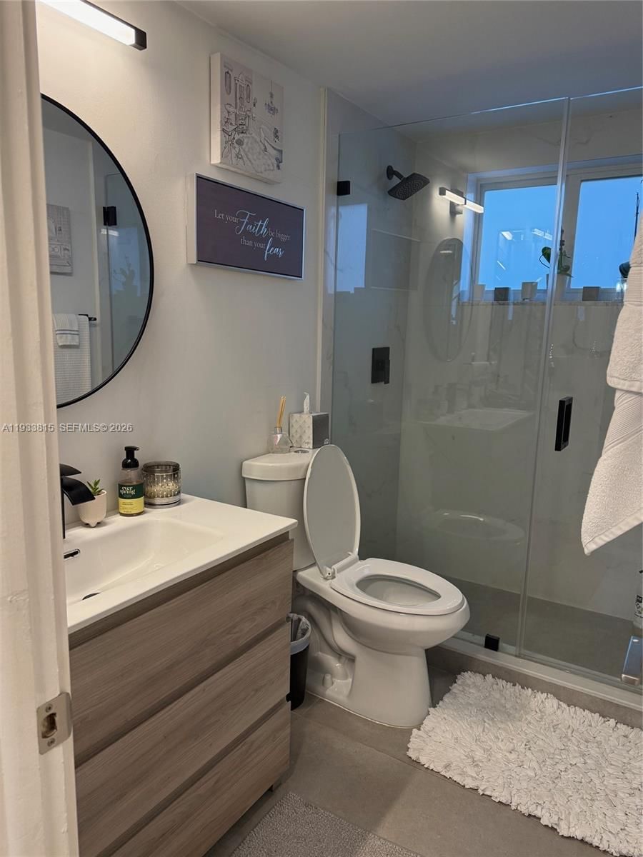 Real estate property located at 7701 Camino Real A-418, Miami-dade, Village Of Kings Creek Co, Miami, FL