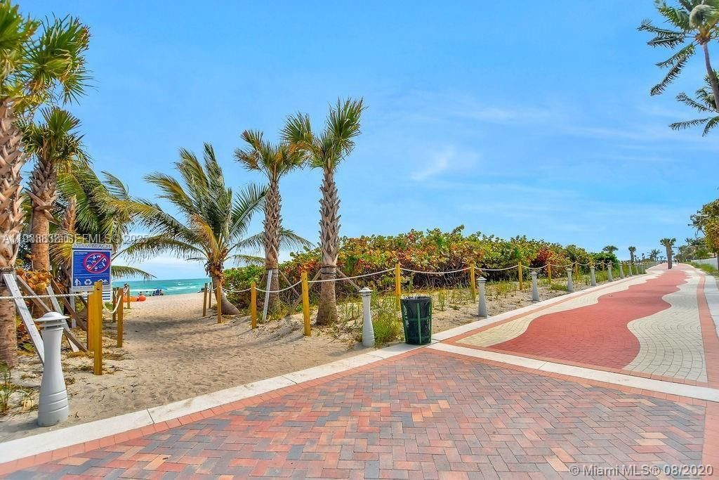 Real estate property located at 5225 Collins Ave #706, Miami-dade, The Alexander Condo, Miami Beach, FL
