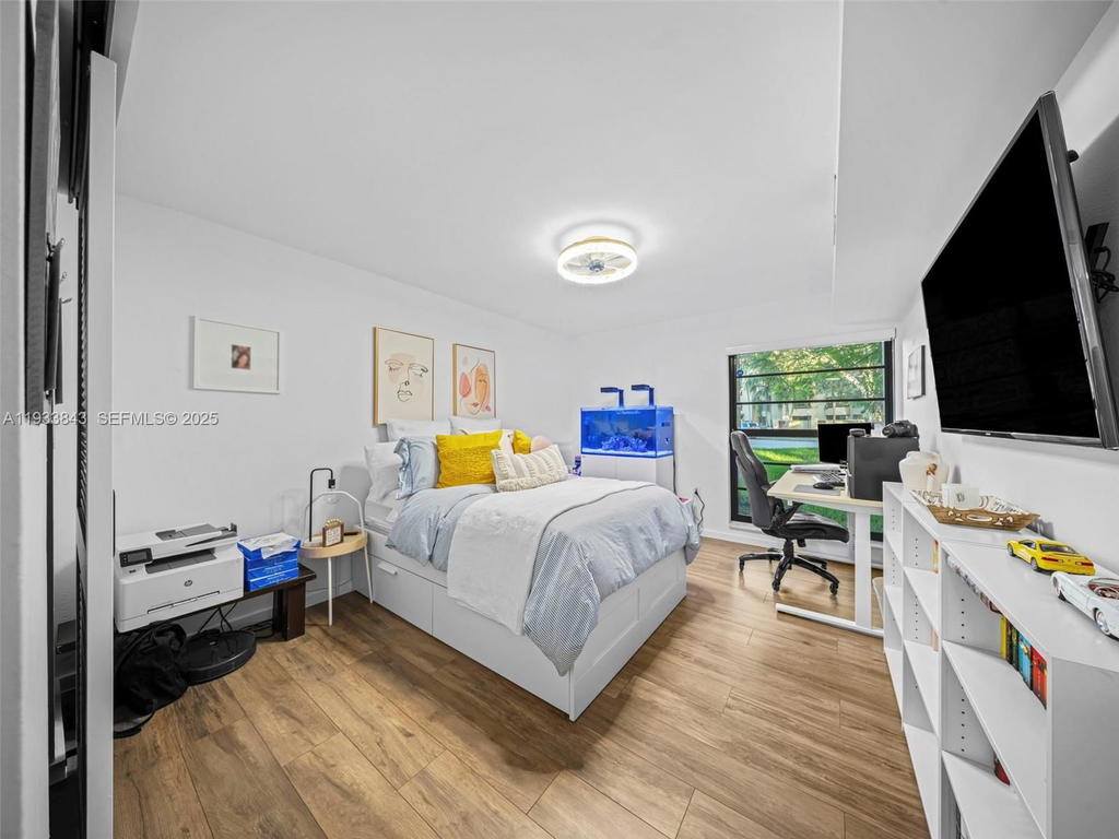 Real estate property located at 9010 125th Ave G110, Miami-dade, Kenland Bend South Condo, Miami, FL