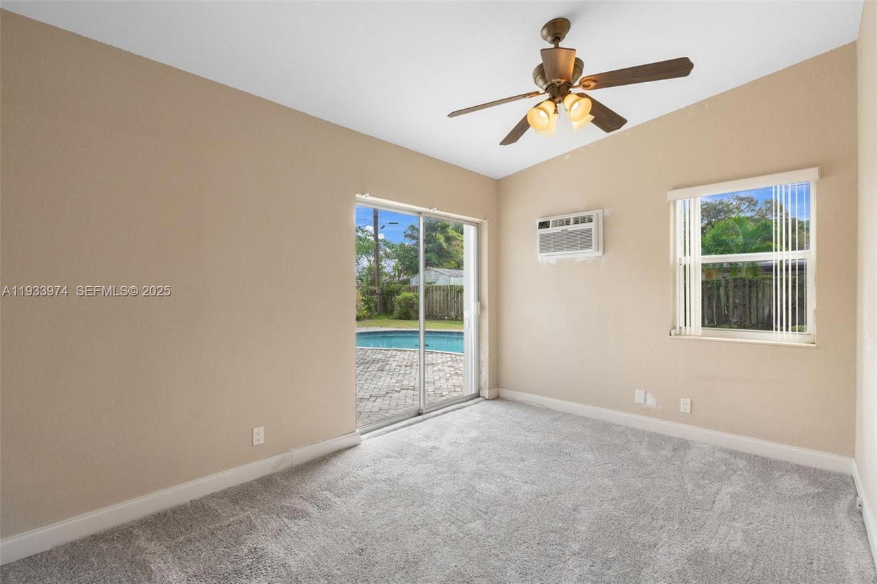 Real estate property located at 4310 9th Ct, Broward, Golf View Heights, Plantation, FL
