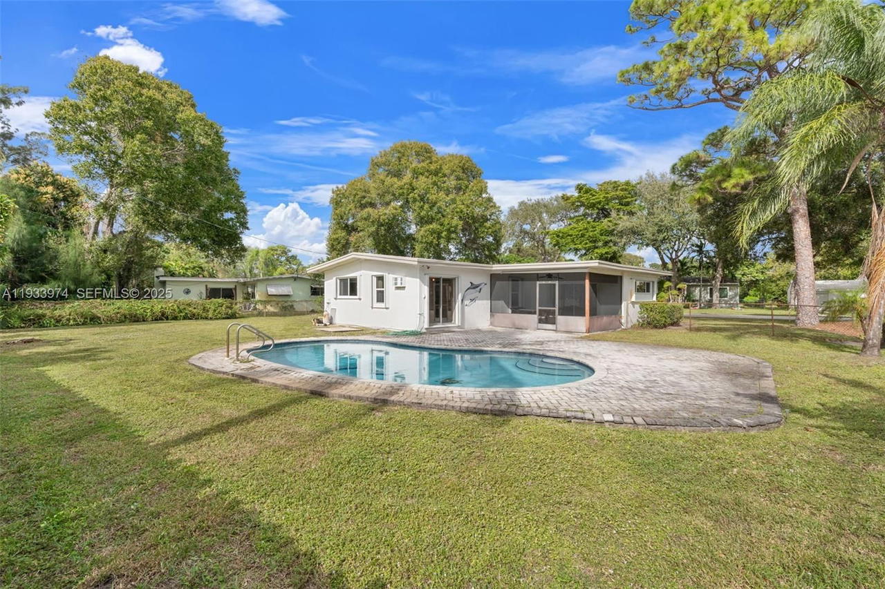 Real estate property located at 4310 9th Ct, Broward, Golf View Heights, Plantation, FL