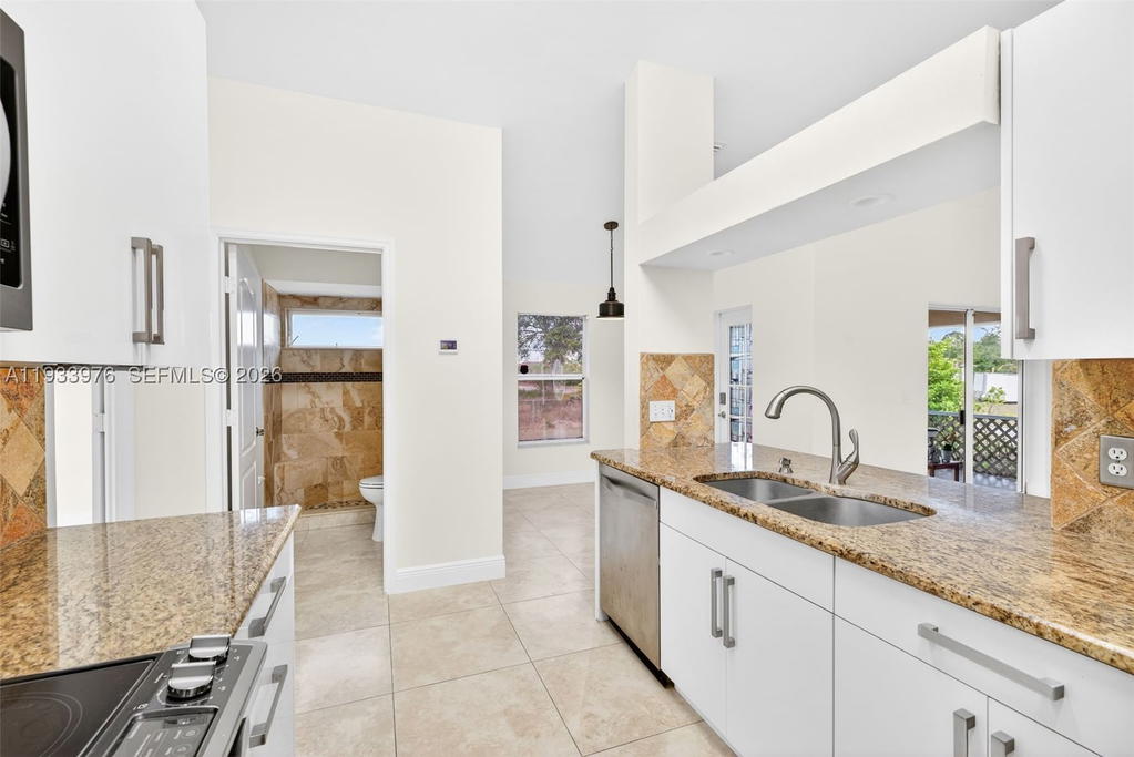 Real estate property located at 2700 10 SW, Lee, Lehigh Acres Unit 8, Lehigh Acres, FL