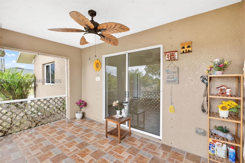 Real estate property located at 2700 10 SW, Lee, Lehigh Acres Unit 8, Lehigh Acres, FL