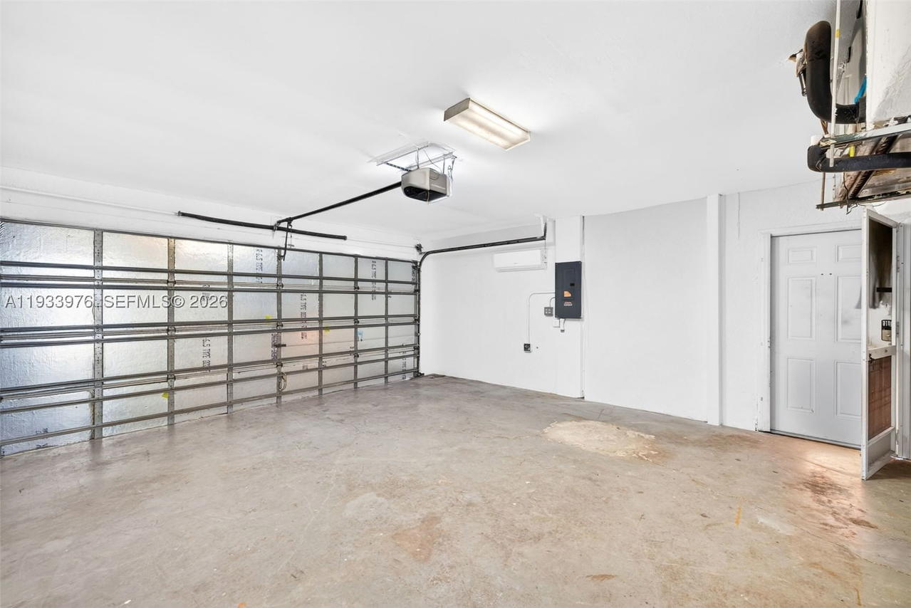 Real estate property located at 2700 10 SW, Lee, Lehigh Acres Unit 8, Lehigh Acres, FL