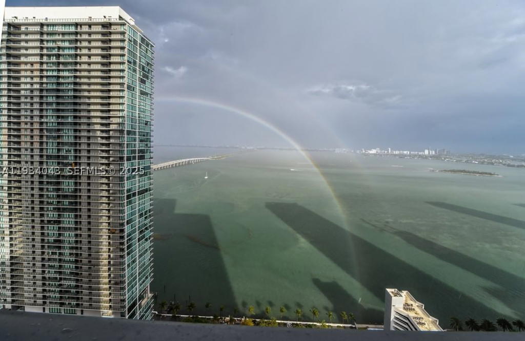 Real estate property located at 480 31st St #3404, Miami-dade, Gran Paraiso Condo, Miami, FL