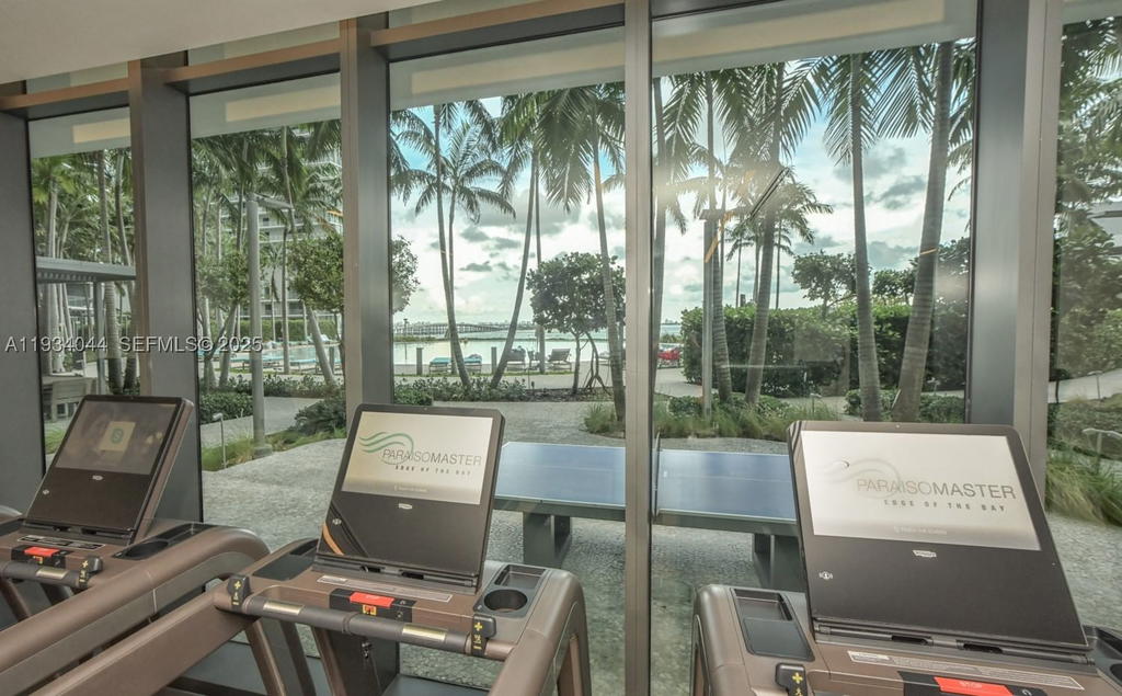 Real estate property located at 480 31st St #3405, Miami-dade, Gran Paraiso Condo, Miami, FL