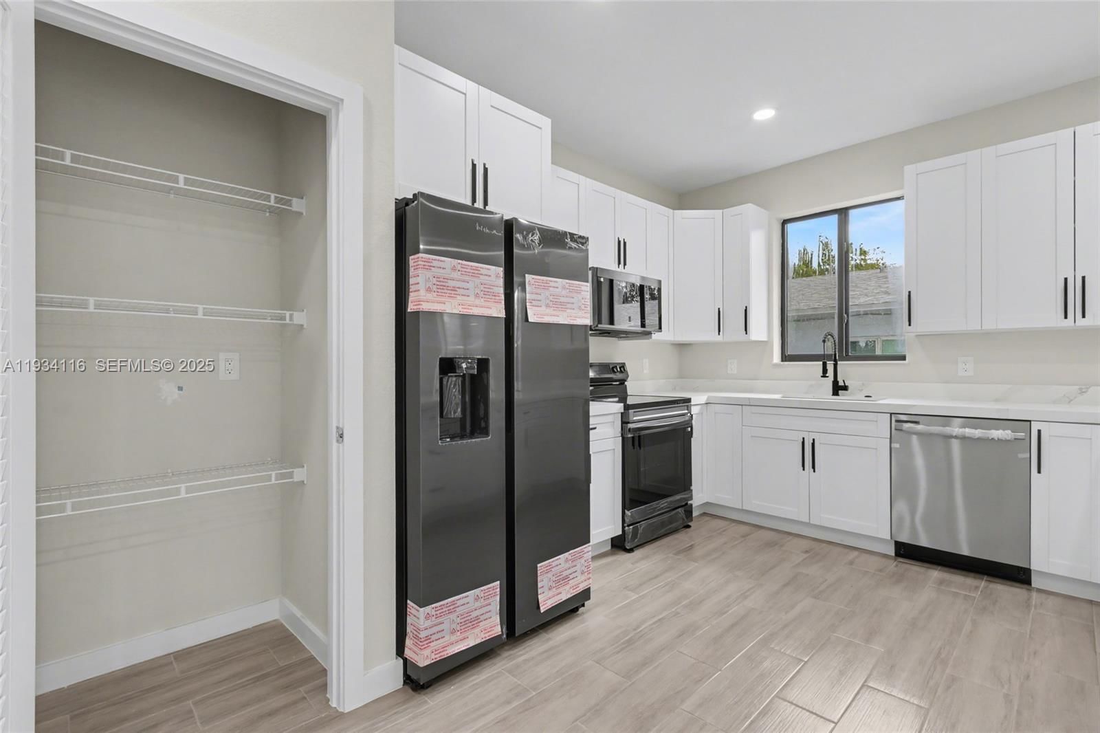 Real estate property located at 241 4th St, Broward, Dania Heights, Dania Beach, FL