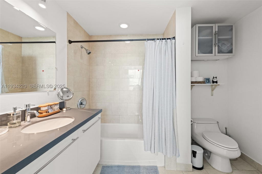 Real estate property located at 90 3rd St #2109, Miami-dade, Ivy Condo, Miami, FL