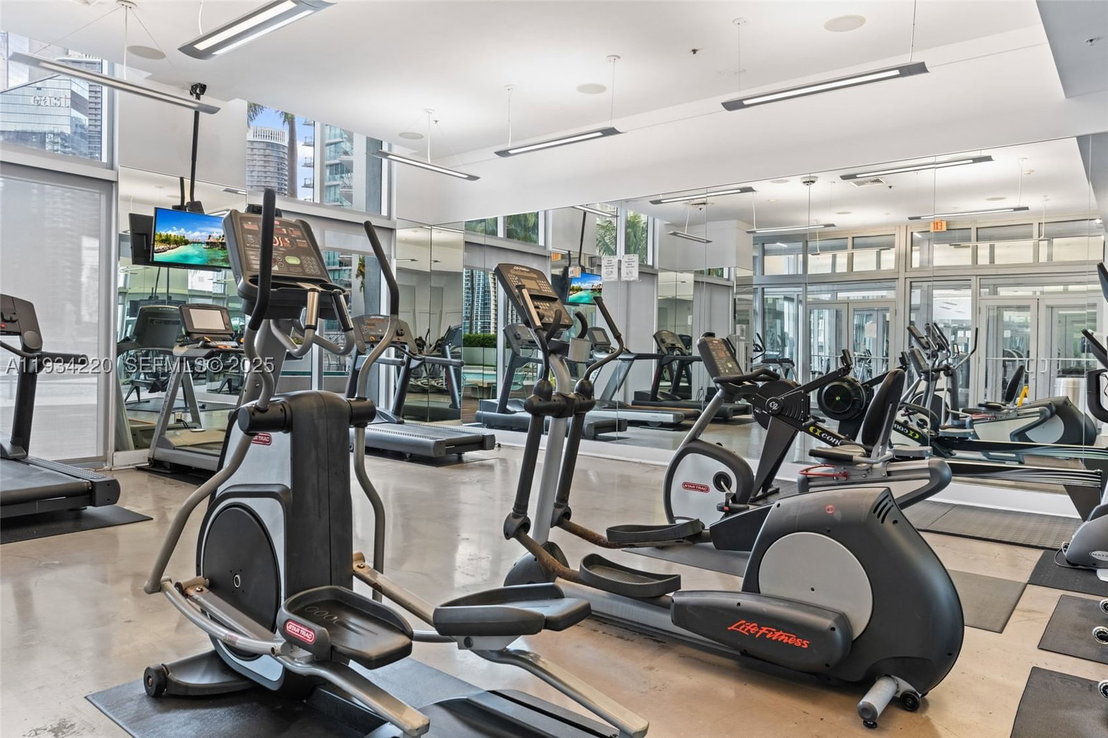 Real estate property located at 90 3rd St #2109, Miami-dade, Ivy Condo, Miami, FL