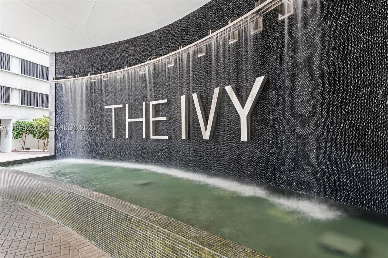 Real estate property located at 90 3rd St #2109, Miami-dade, Ivy Condo, Miami, FL
