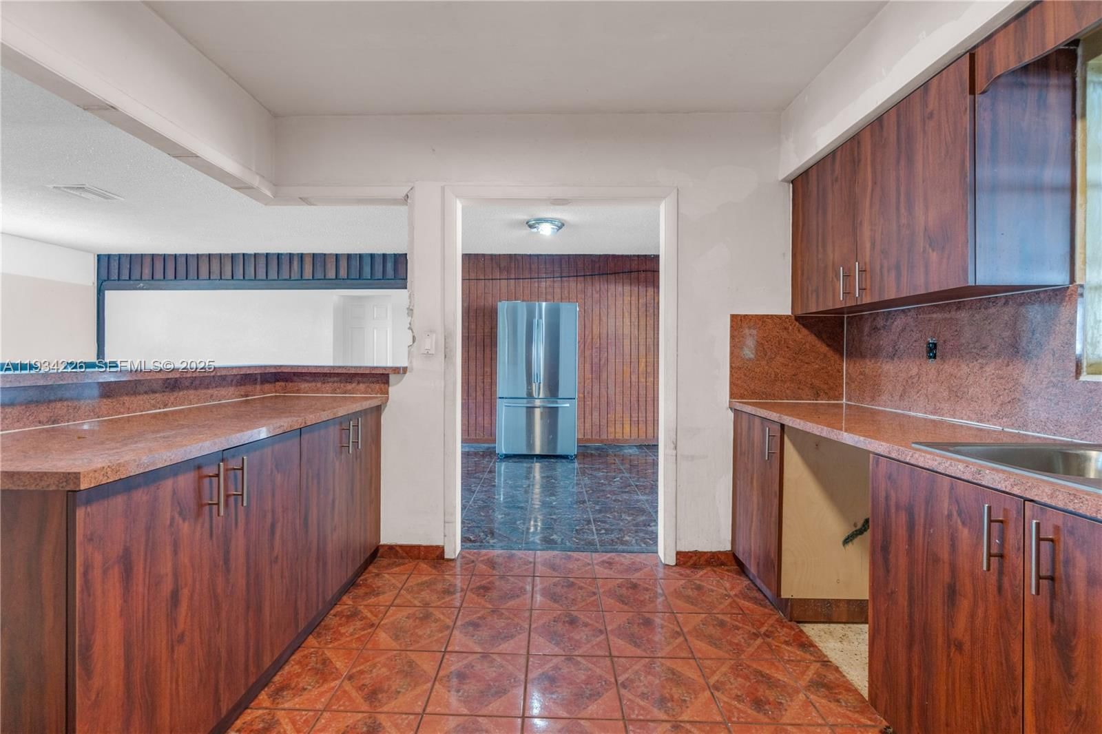 Real estate property located at 1361 111th St, Miami-dade, Avocado Estates, Miami, FL