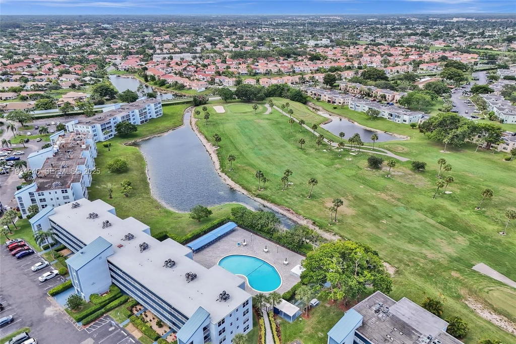 Real estate property located at 7684 18th St #202, Broward, 12 Of Palm Springs 2 Cond, Margate, FL