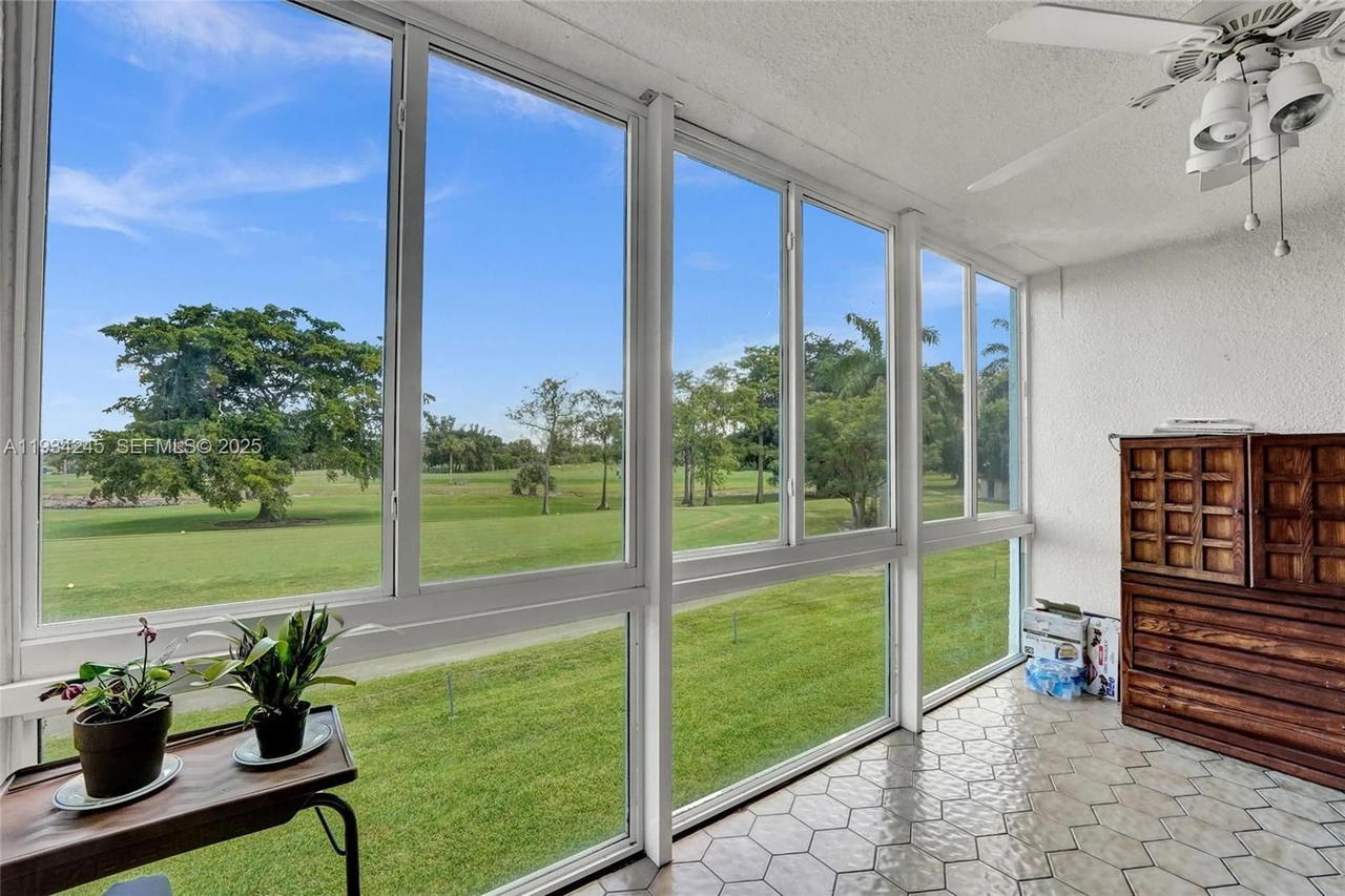 Real estate property located at 7684 18th St #202, Broward, 12 Of Palm Springs 2 Cond, Margate, FL