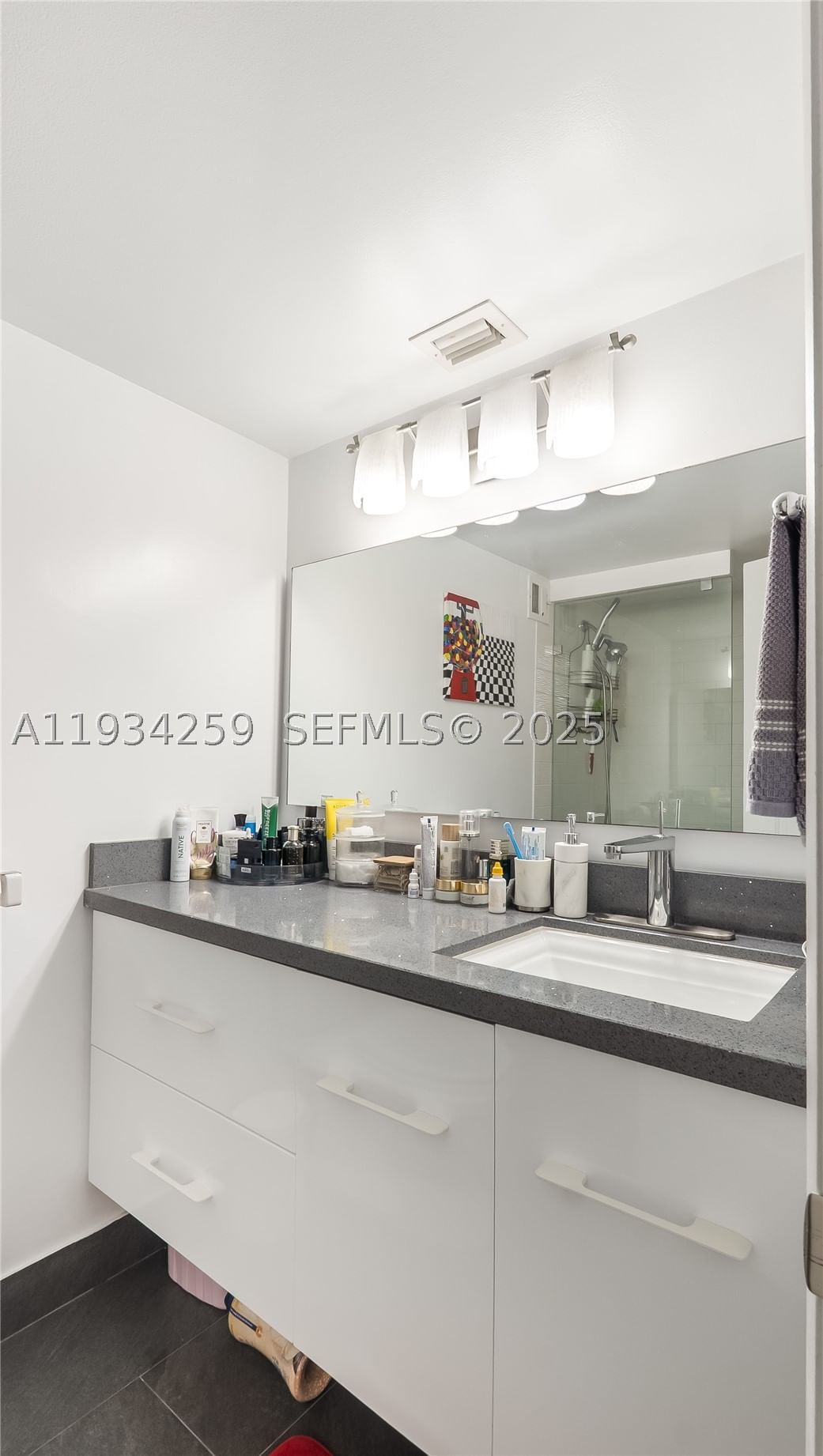 Real estate property located at 2029 Ocean Blvd #404, Broward, Tradewinds By The Sea Con, Fort Lauderdale, FL