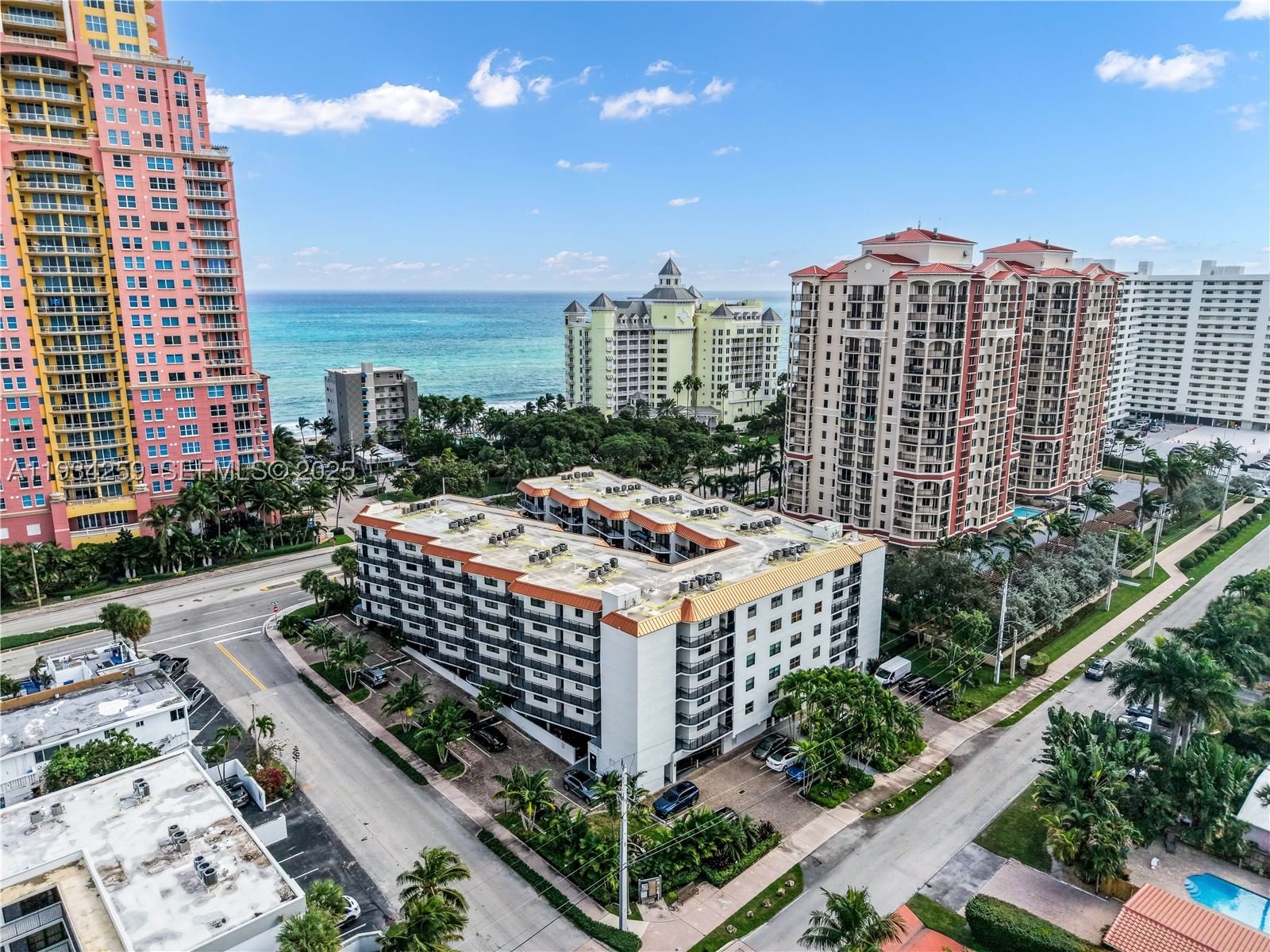 Real estate property located at 2029 Ocean Blvd #404, Broward, Tradewinds By The Sea Con, Fort Lauderdale, FL