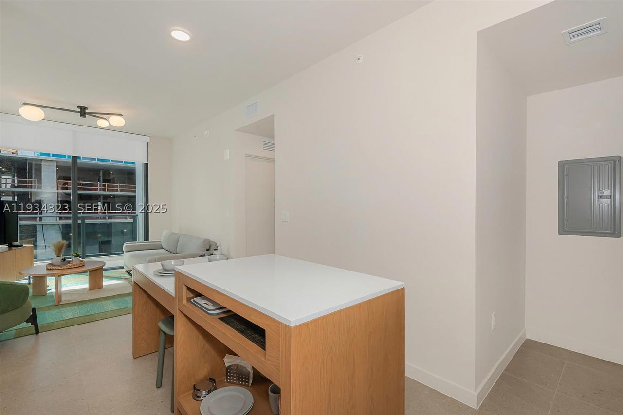 Real estate property located at 11 6 ST #1407, Miami-dade, The Crosby, Miami, FL