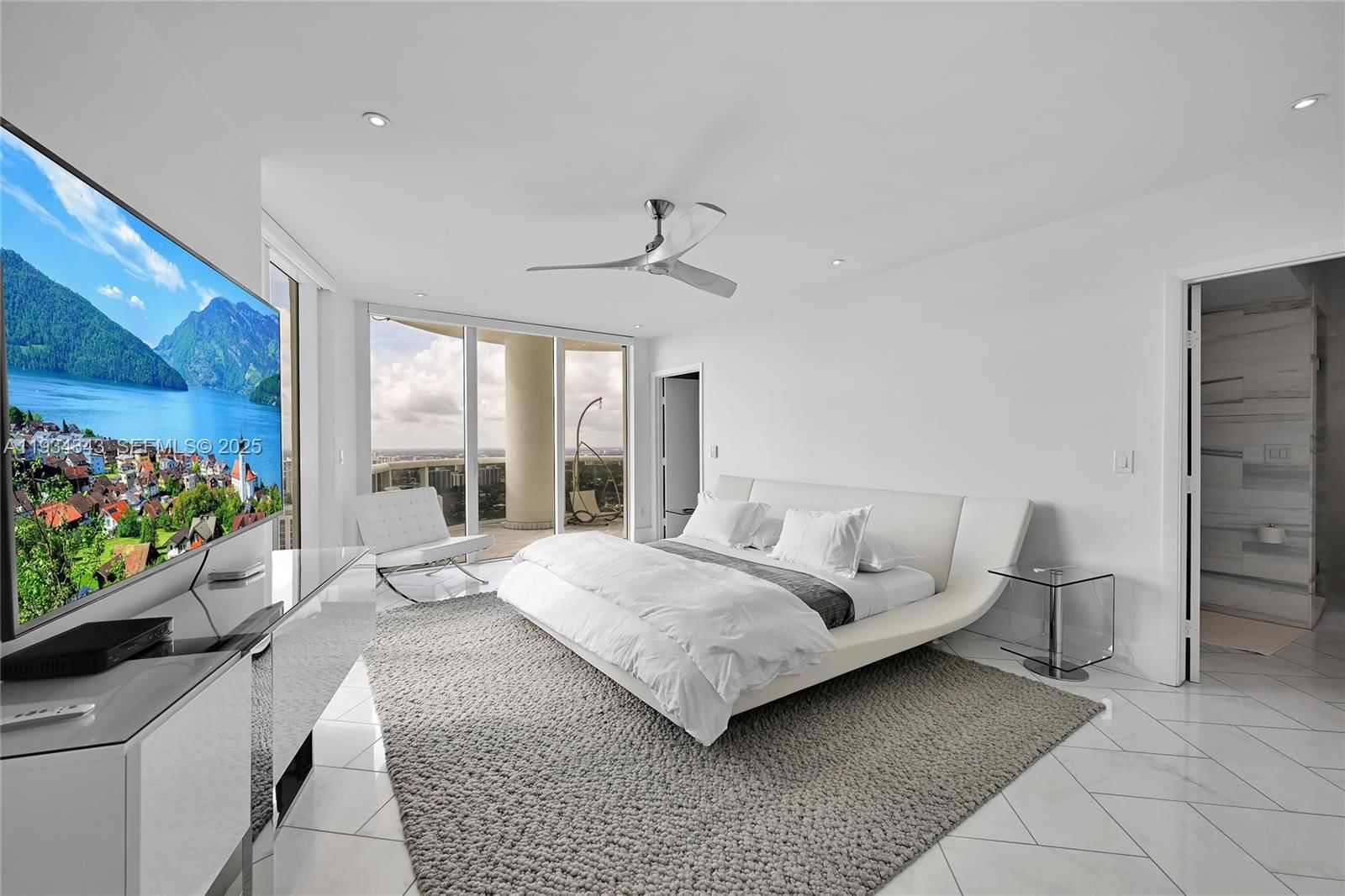 Real estate property located at 1850 Ocean Dr PH4405, Broward, Beach Club Condo, Hallandale Beach, FL