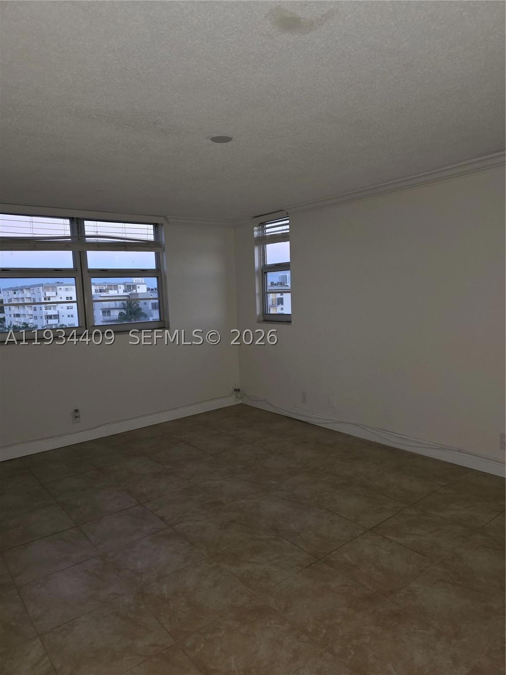 Real estate property located at 1811 Jefferson St #501, Broward, Telstar Condominium Inc, Hollywood, FL