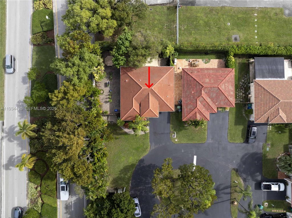 Real estate property located at 5763 97th Ct, Miami-dade, Patio Homes Of Doral Pine, Doral, FL
