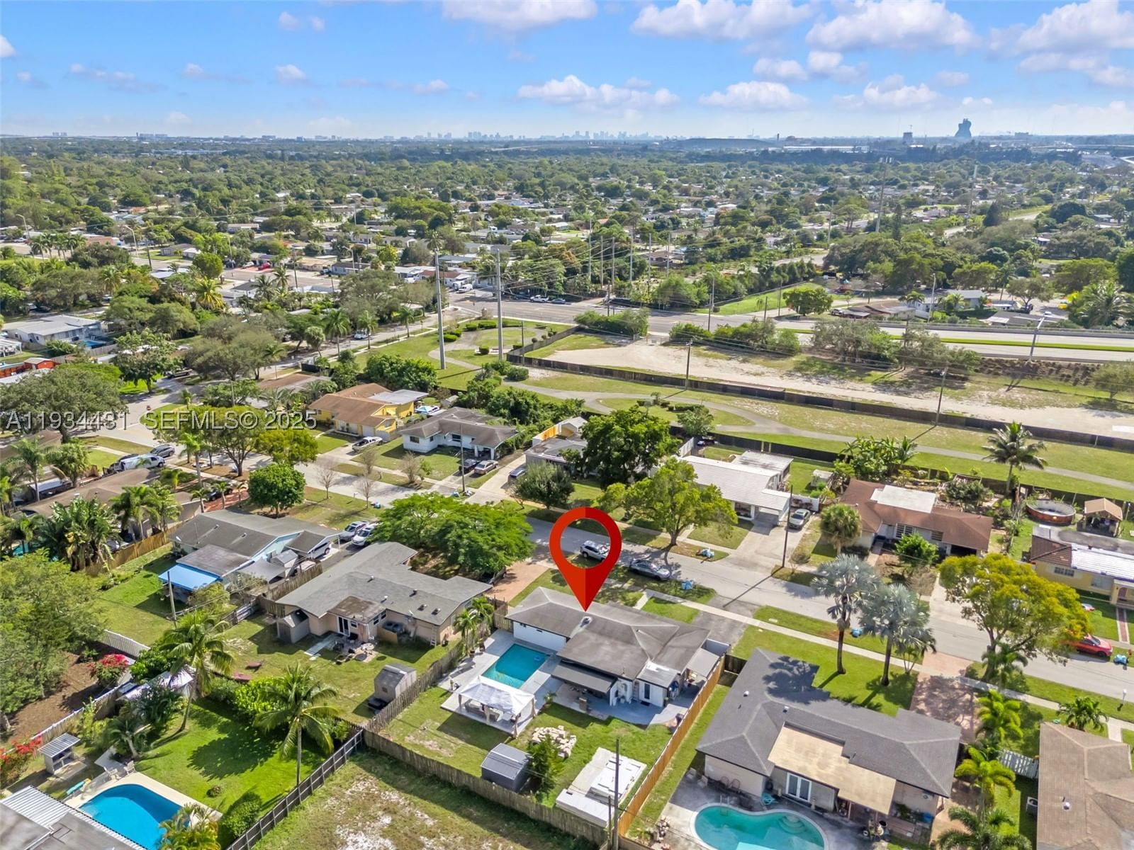 Real estate property located at 5041 11th St, Broward, Lauderdale Golf Estates, Plantation, FL