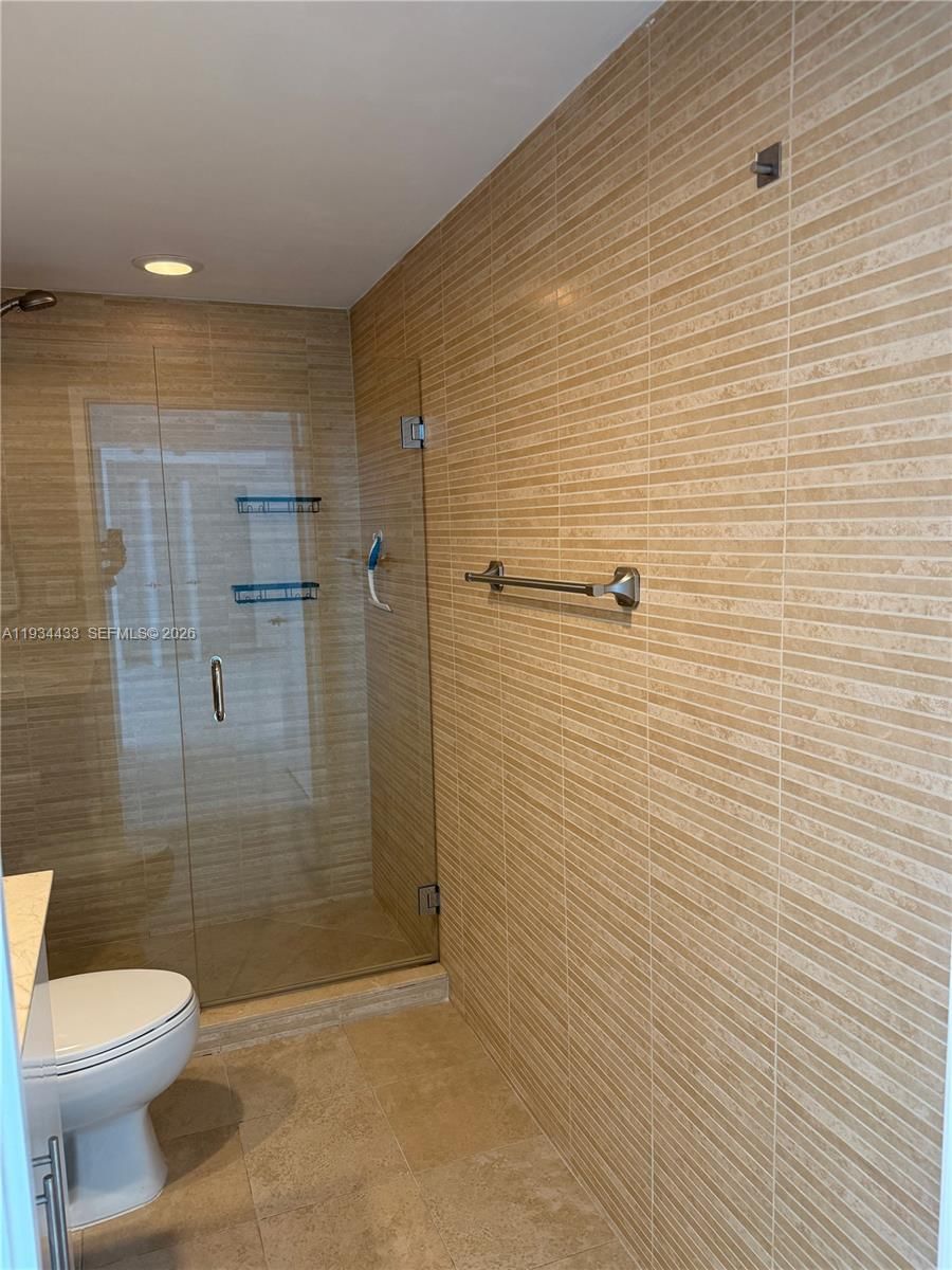 Real estate property located at 325 Biscayne Blvd #621, Miami-dade, One Miami West Condo, Miami, FL