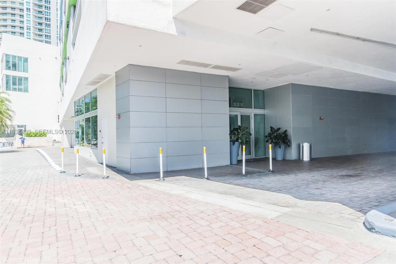 Real estate property located at 325 Biscayne Blvd #621, Miami-dade, One Miami West Condo, Miami, FL