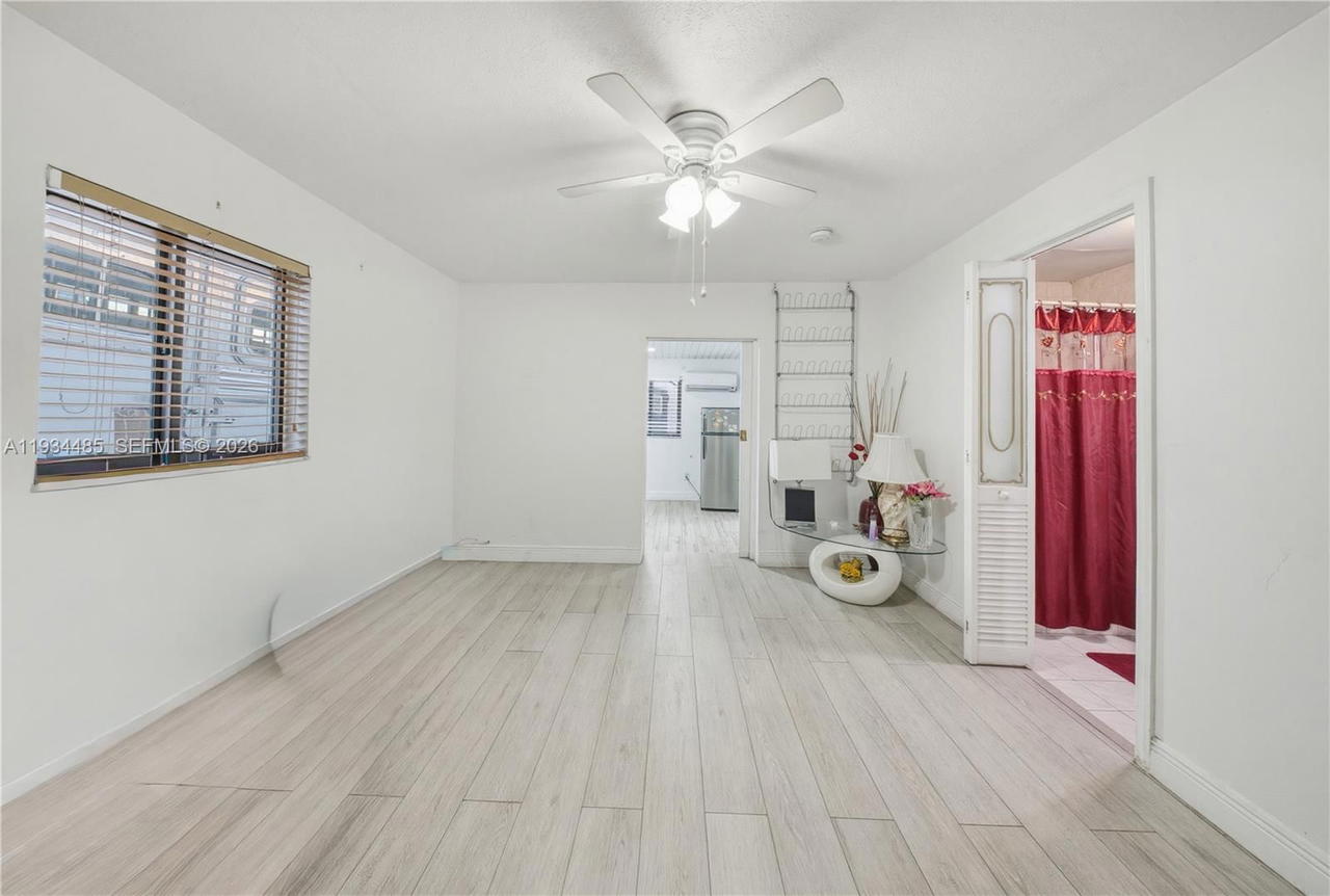 Real estate property located at 3640 92nd Ave, Miami-dade, Central Heights, Miami, FL