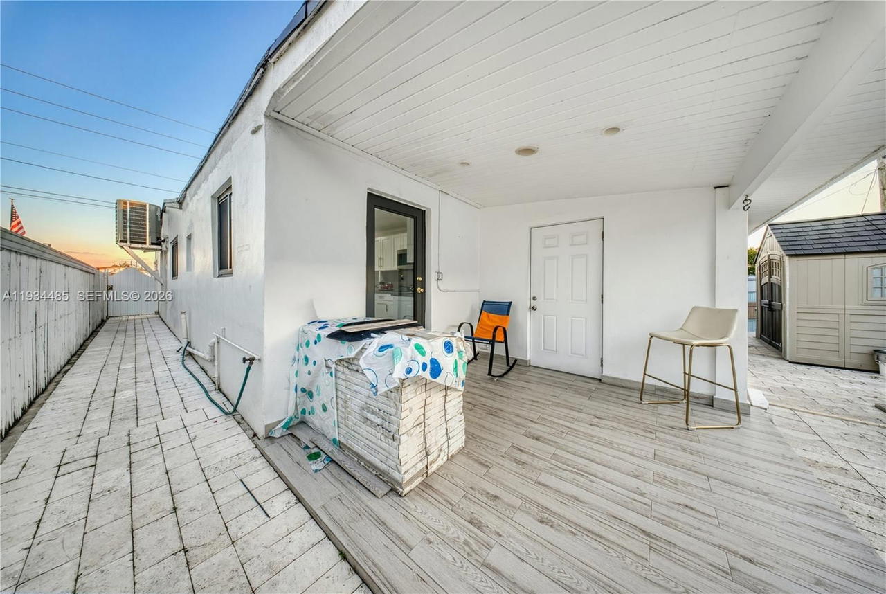 Real estate property located at 3640 92nd Ave, Miami-dade, Central Heights, Miami, FL