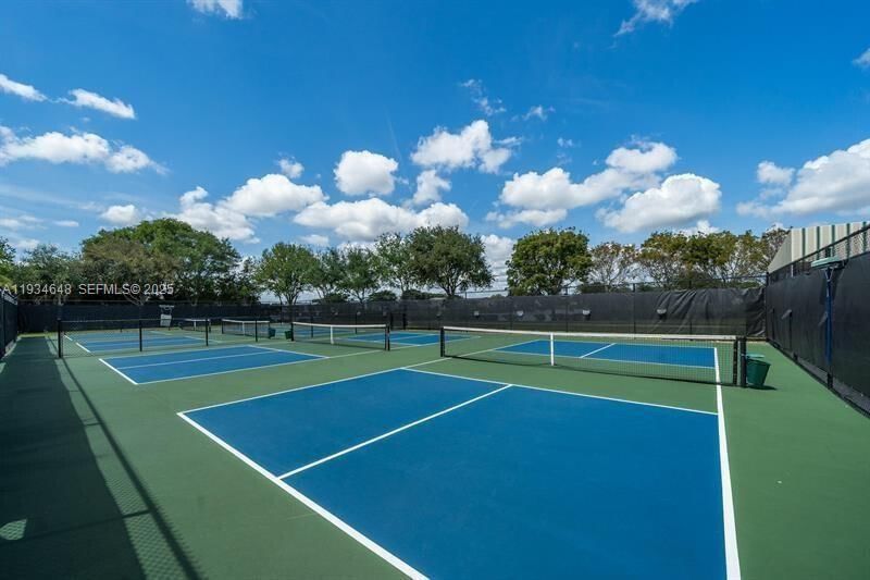 Real estate property located at 243 Sheffield J #243, Palm Beach, Sheffield Condos J, West Palm Beach, FL