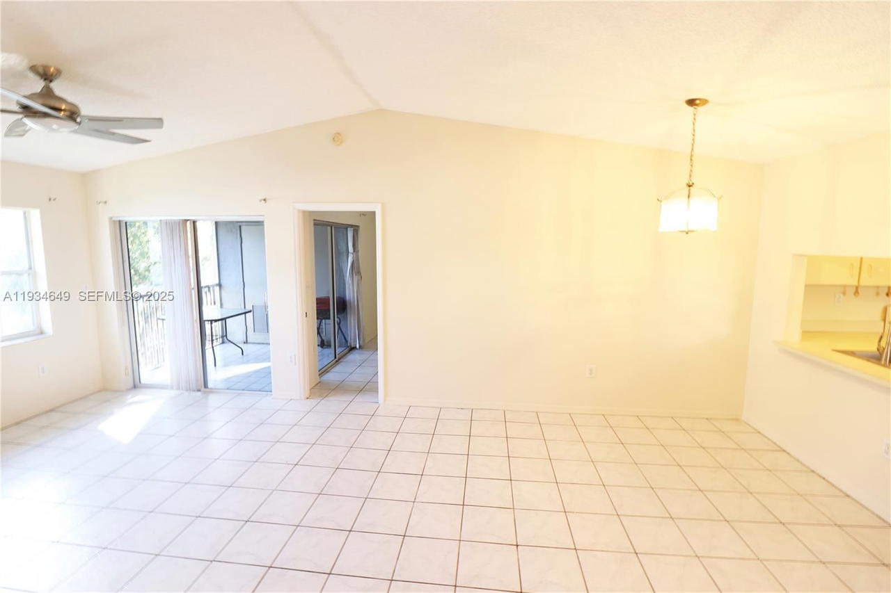 Real estate property located at 464 210th Cir Ter #20410A, Miami-dade, Monterey Village-two, Miami, FL