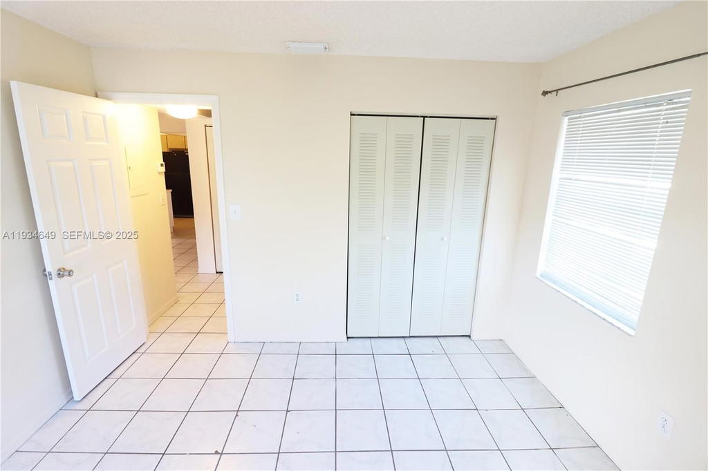Real estate property located at 464 210th Cir Ter #20410A, Miami-dade, Monterey Village-two, Miami, FL