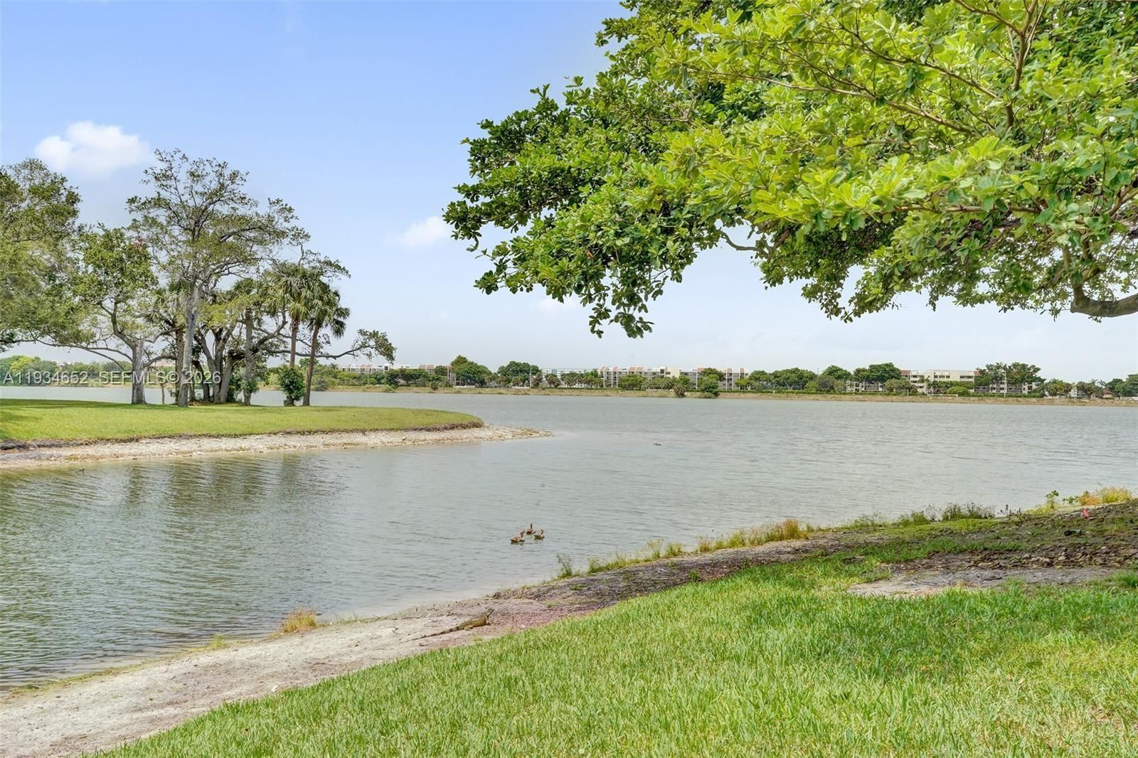 Real estate property located at 2445 33rd St #1404, Broward, Sailboat Pointe Condo, Oakland Park, FL