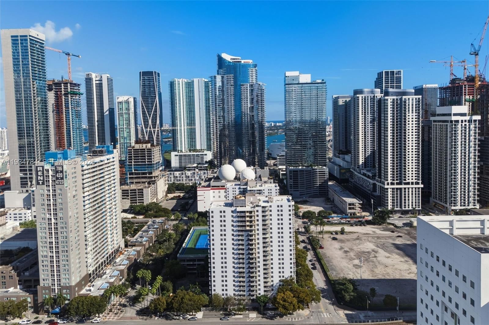 Real estate property located at 850 Miami Ave W-806, Miami-dade, Madison Downtown Condo, Miami, FL