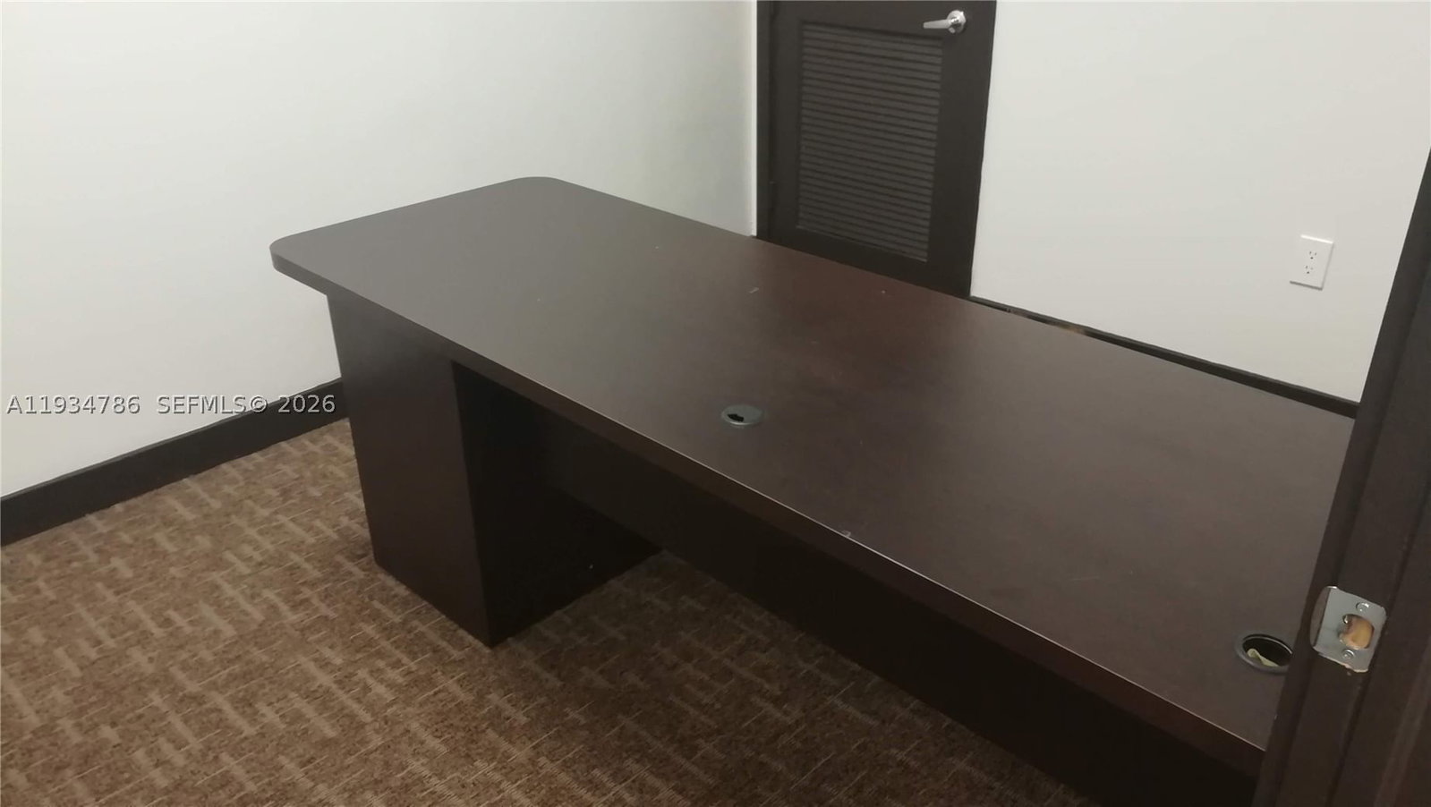 Real estate property located at 2030 Douglas Rd #109, Miami-dade, Coral Gables, FL