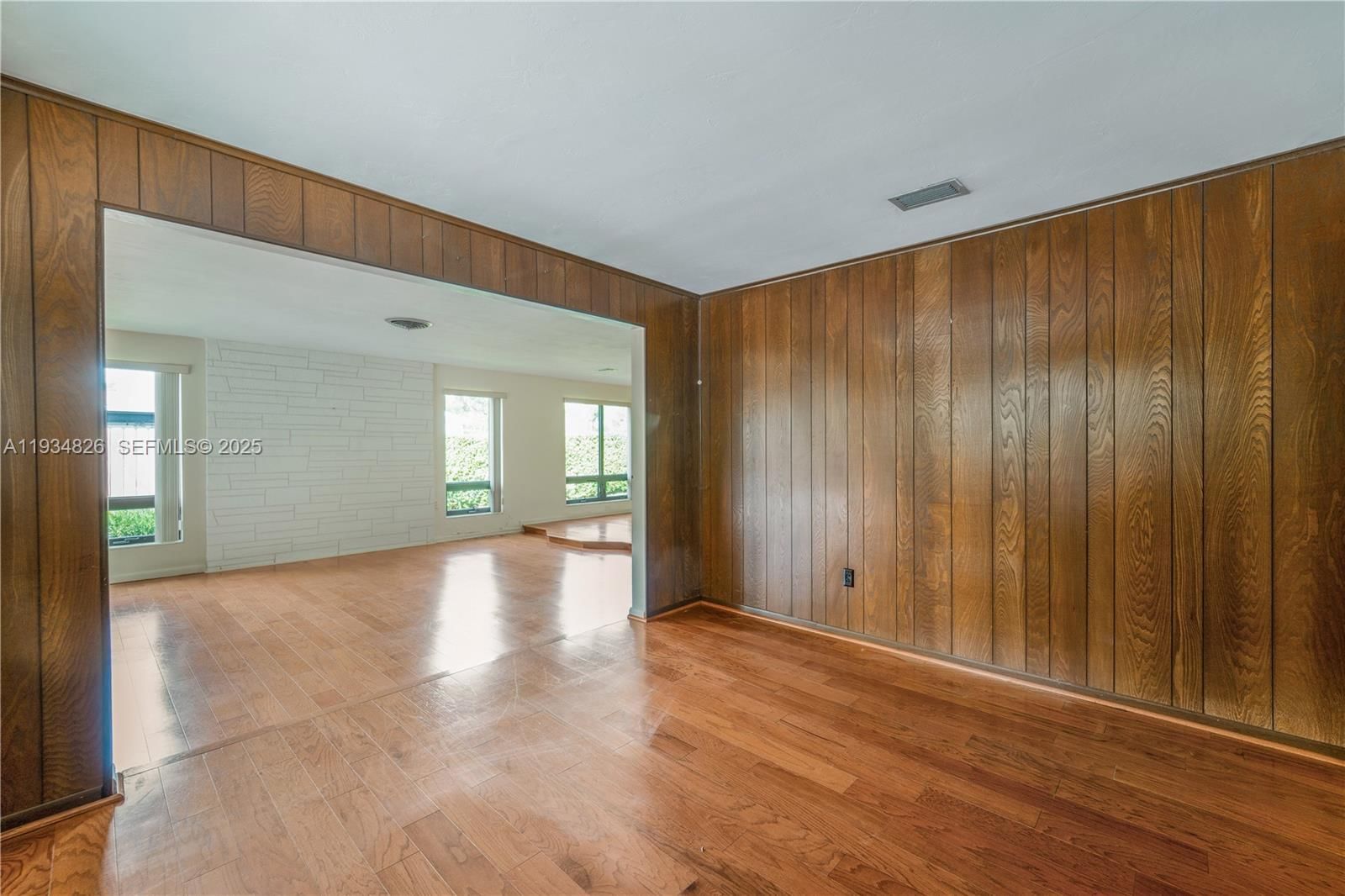 Real estate property located at 9660 105th Ave, Miami-dade, Kendale Sec 2, Miami, FL