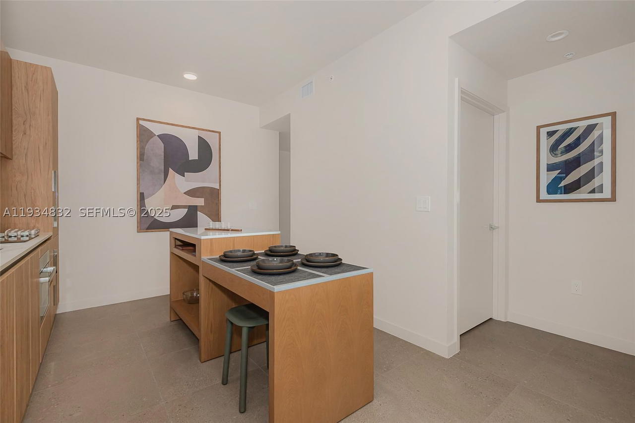 Real estate property located at 11 6 ST #2709, Miami-dade, The Crosby, Miami, FL