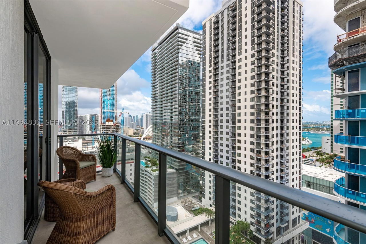 Real estate property located at 11 6 ST #2709, Miami-dade, The Crosby, Miami, FL