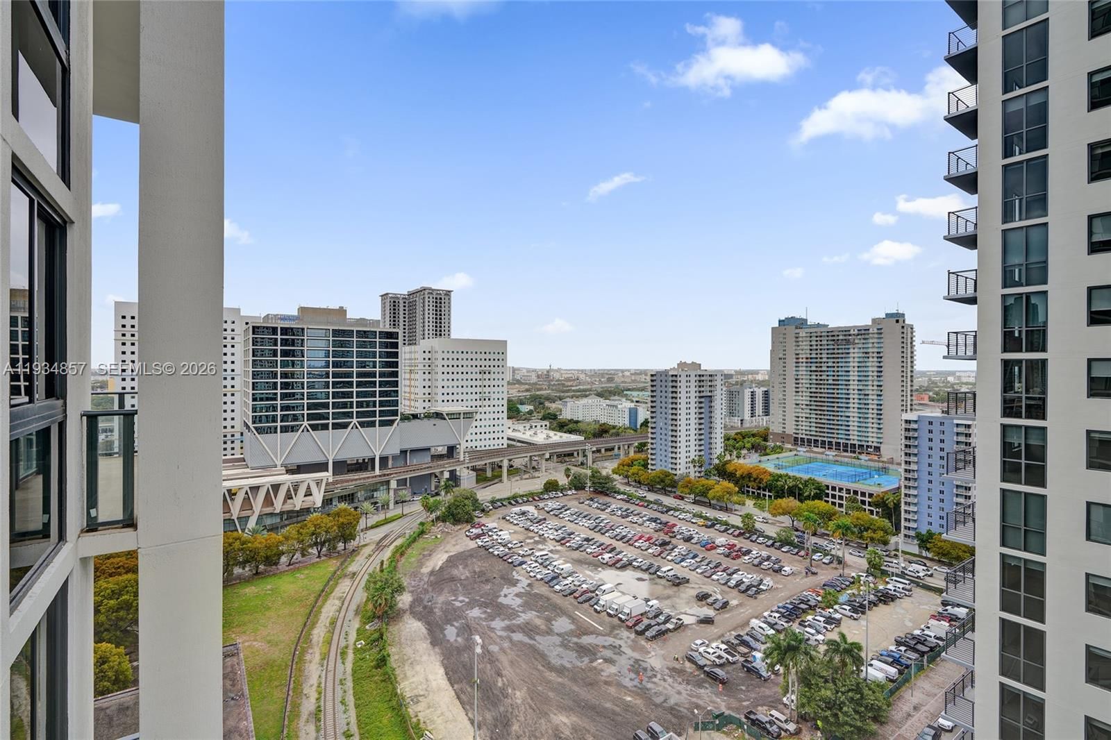 Real estate property located at 11 6TH #2013, Miami-dade, Crosby Miami World Center, Miami, FL