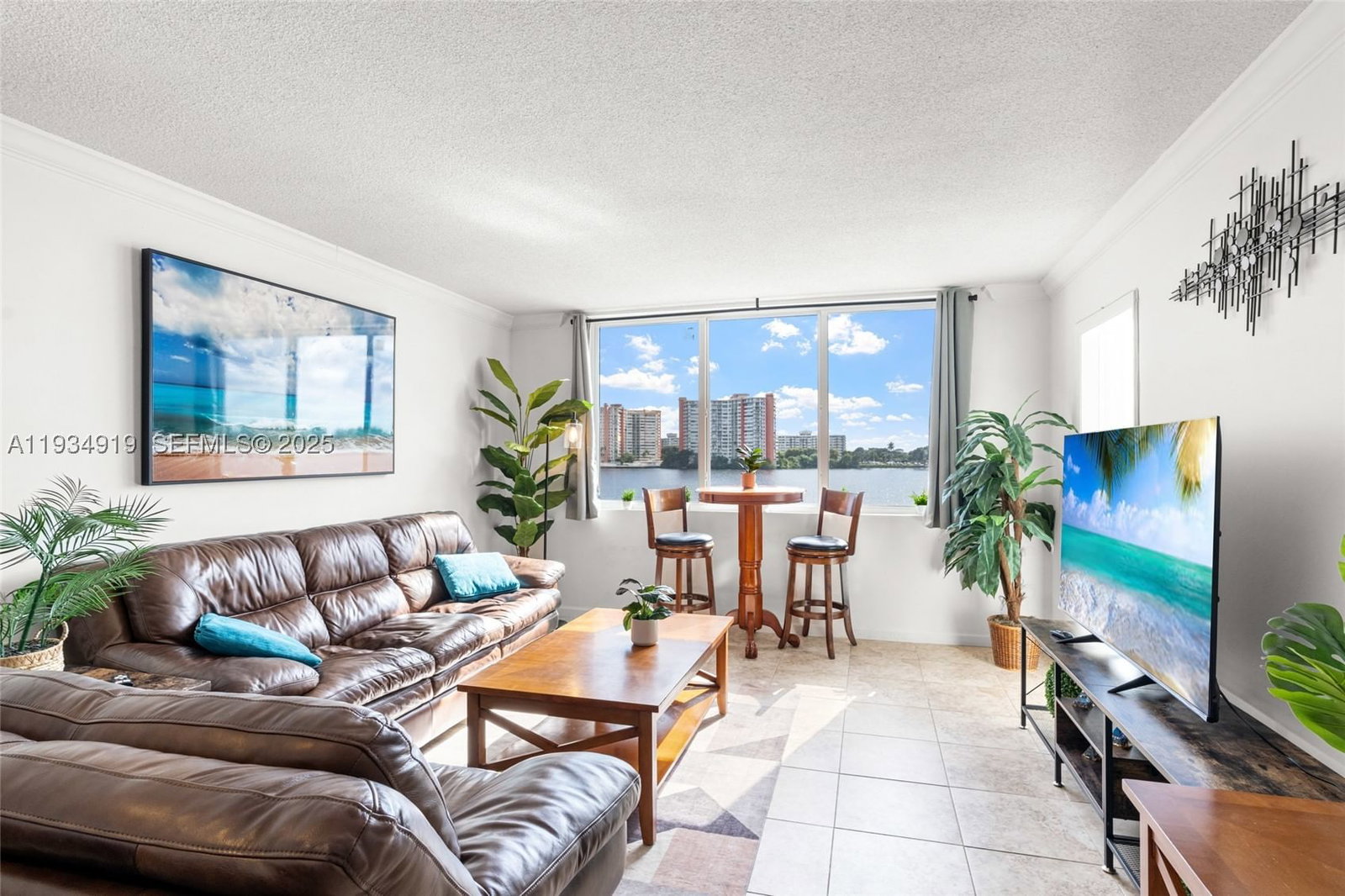 Real estate property located at 1170 191st St #35, Miami-dade, Riviera Condominium Apts, Miami, FL