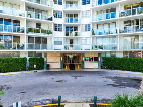 Real estate property located at 3301 5th Ave #110, Miami-dade, Bay Park Towers Condo, Miami, FL